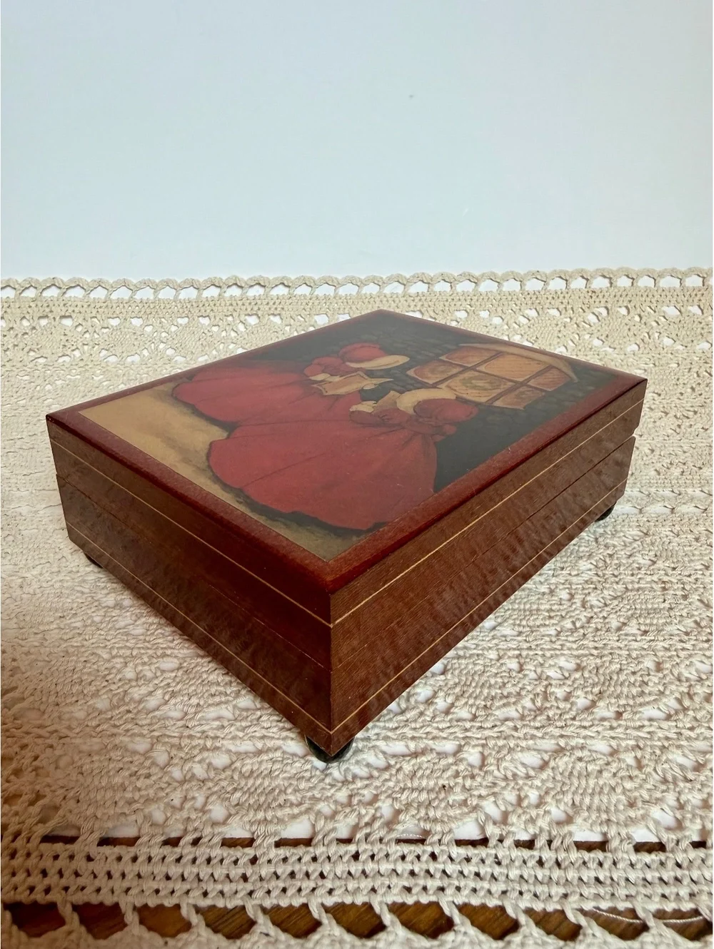 Vintage Reuge Swiss Music Box Santa Notte Christmas Carolers Wood Box